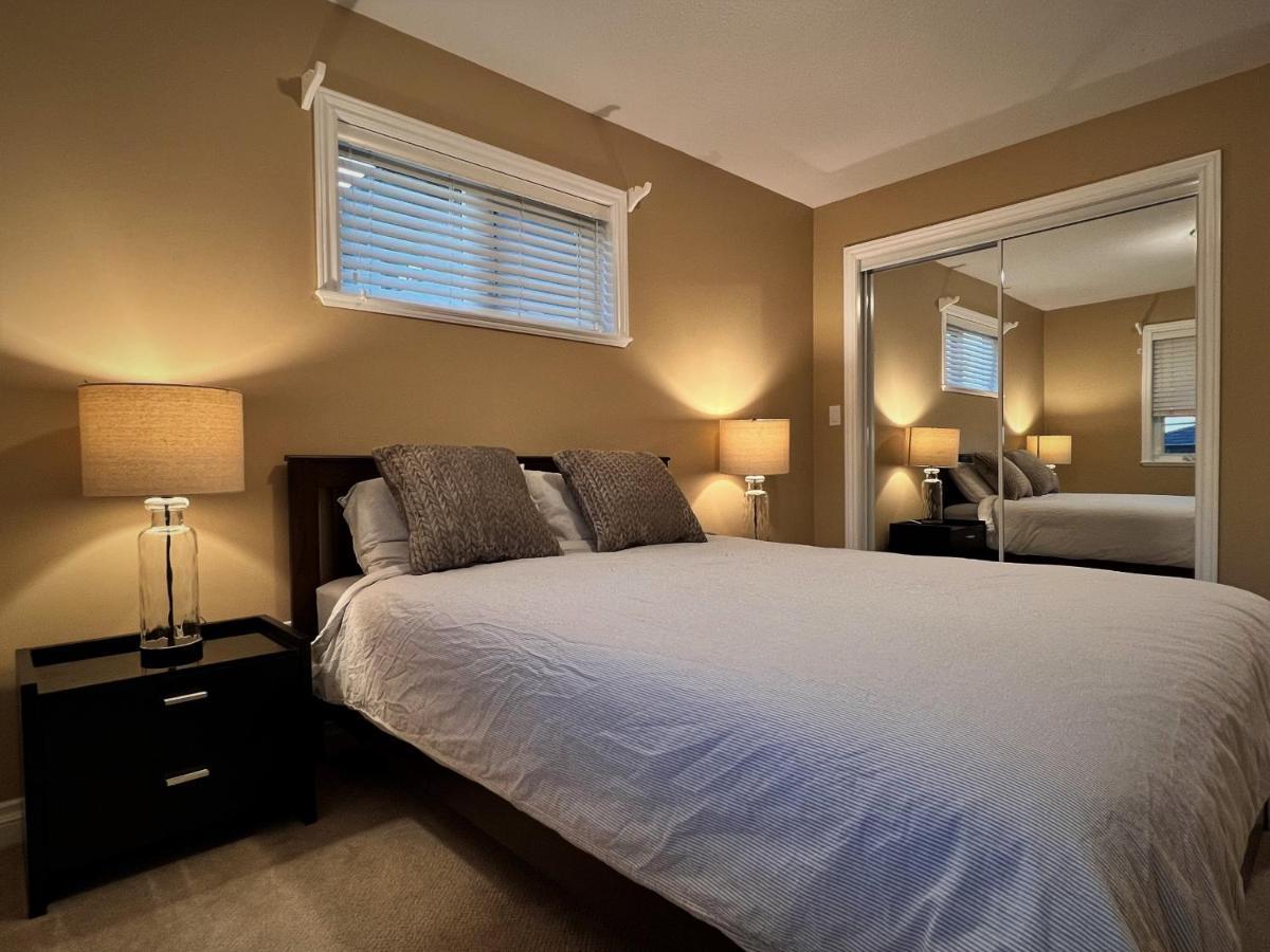 Lovely J Home -Stunning River View Cozy Two Bedroom Private Suite نيو وستمنستر المظهر الخارجي الصورة